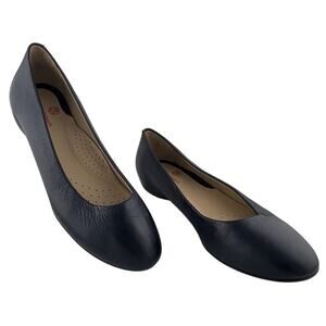 Preloved Marc Joseph New York Black Leather Ballet Flat Size 7.5M